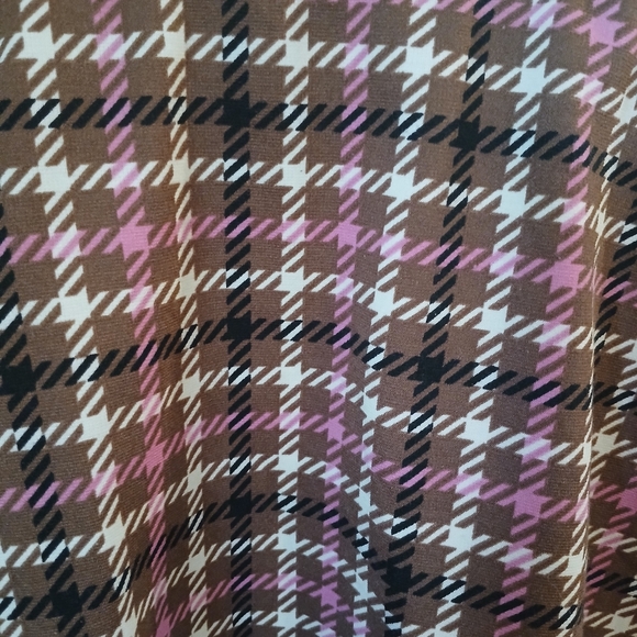 Madden NYC Junior Brown And Pink Plaid Skirt Size S - Picture 8 of 8